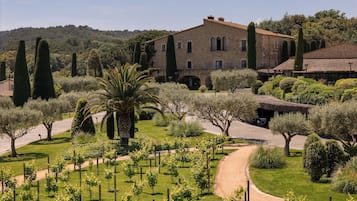 Facciata della struttura