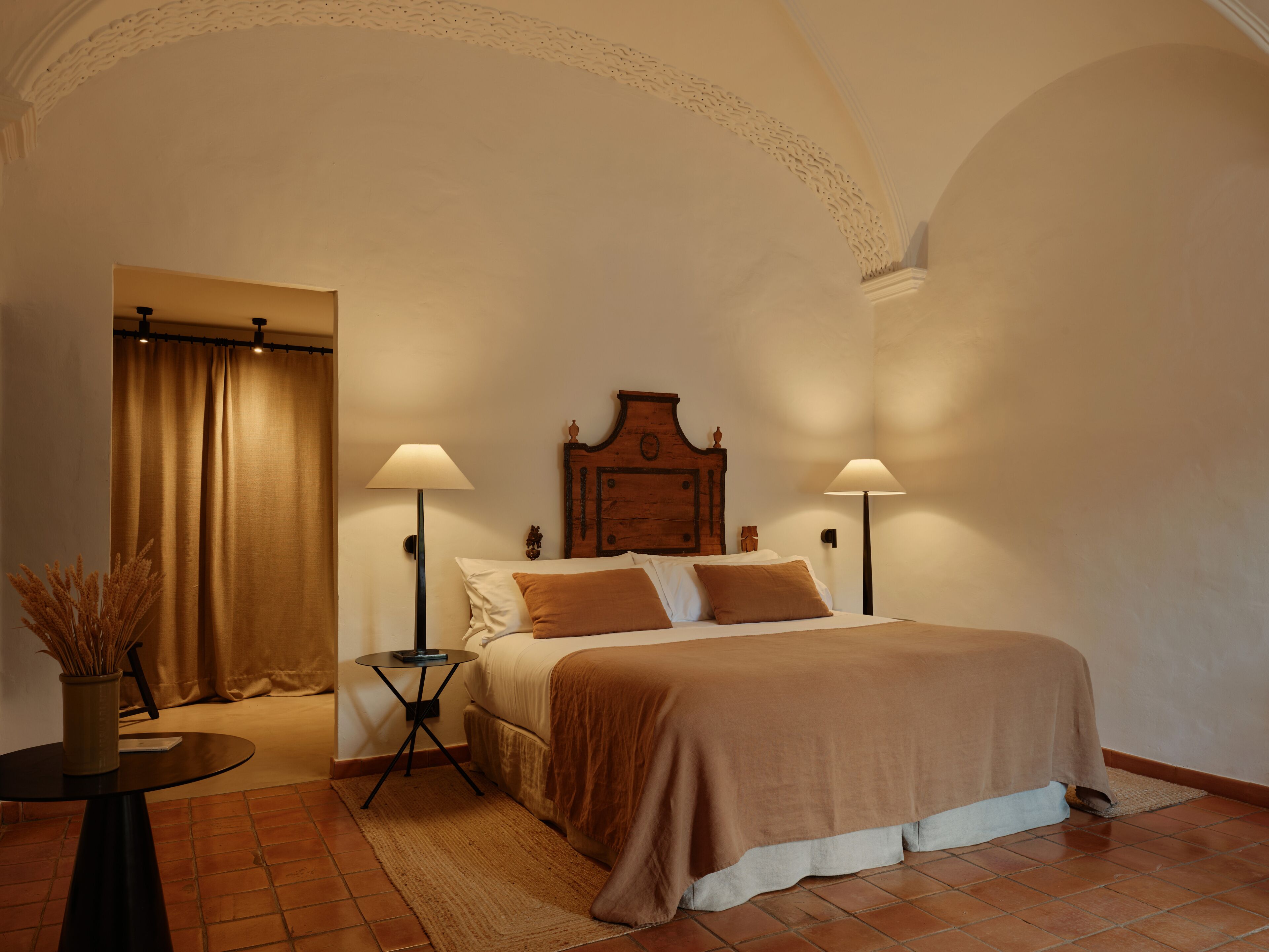 Masia Suite | Down comforters, minibar, in-room safe, desk