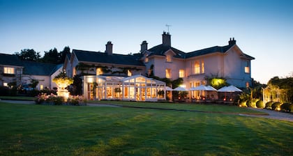 Summer Lodge Country House Hotel