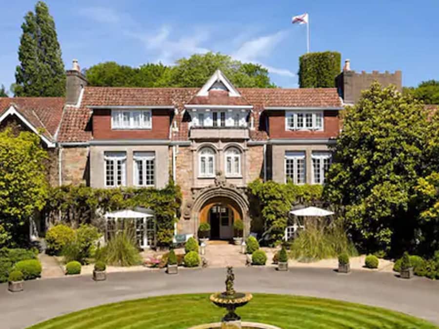 Fachada de la propiedad