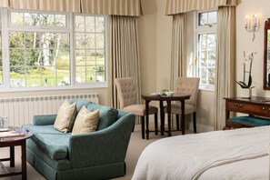 Deluxe Double or Twin Room, Non Smoking, Garden View | 1 bedroom, premium bedding, in-room safe, desk