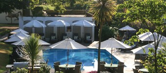Longueville Manor