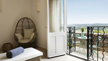 Turkish bath/hammam, deep-tissue massages, body wraps, body scrubs