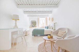 Minibar, in-room safe, individually decorated, desk