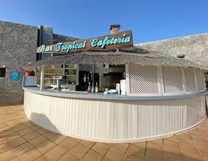 Poolside bar