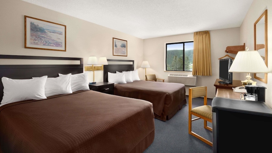 Super 8 by Wyndham Williams Lake BC