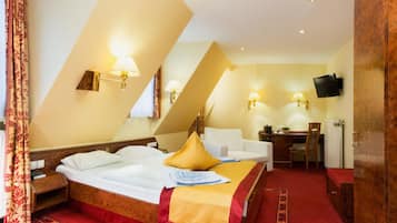 Größere Doppelzimmer | 1 Schlafzimmer, Schreibtisch, WLAN