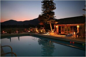 Outdoor pool, open 8:00 AM to 8:00 PM, pool umbrellas, pool loungers - Shikarbadi Hotel (Udaipur)