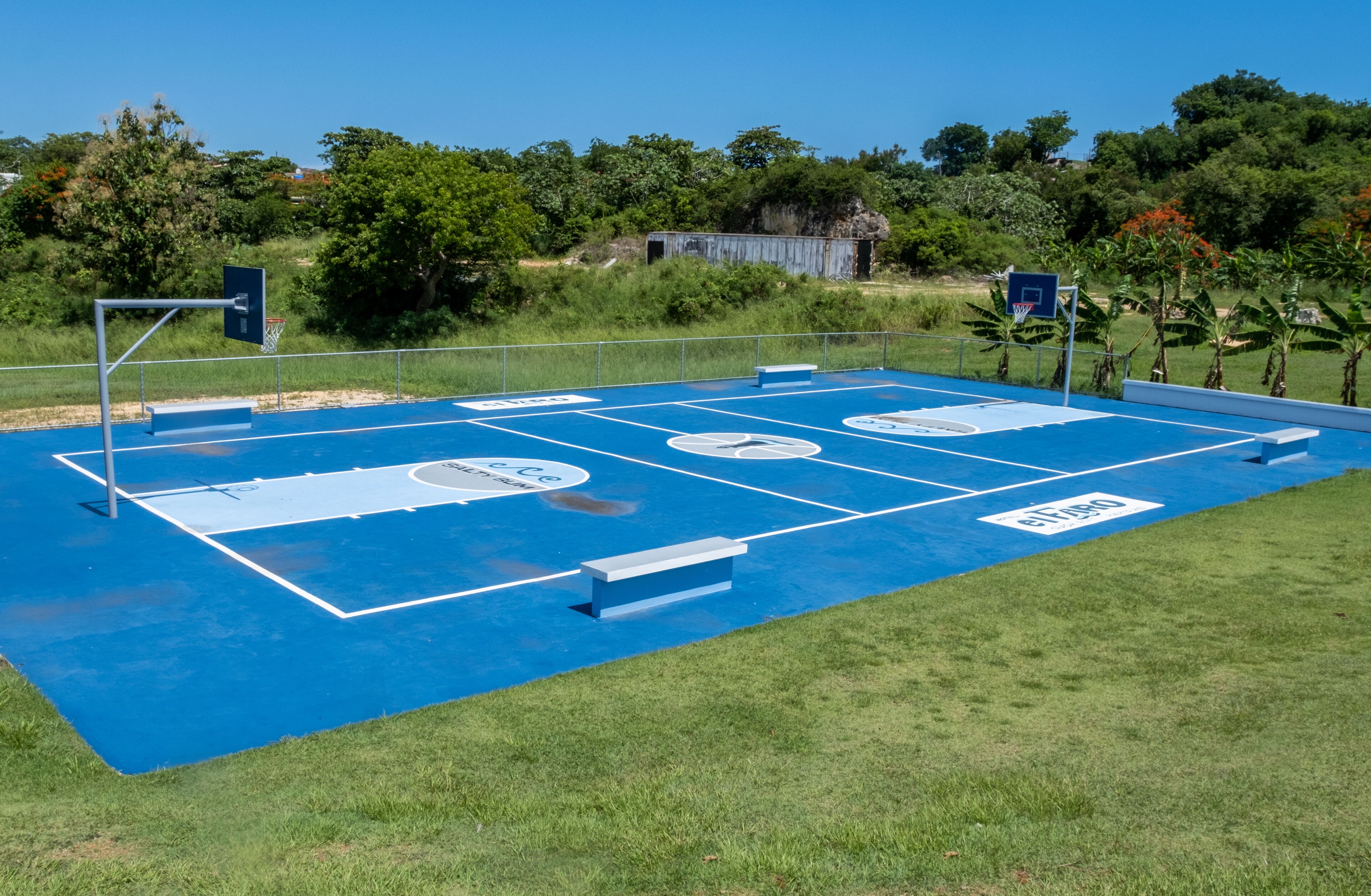 children’s play area – outdoor