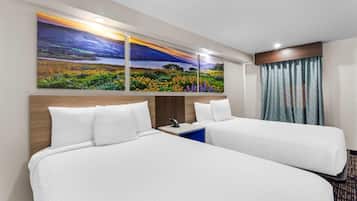 Työpöytä, pimennysverhot, ilmaiset vauvansängyt, ilmainen Wi-Fi