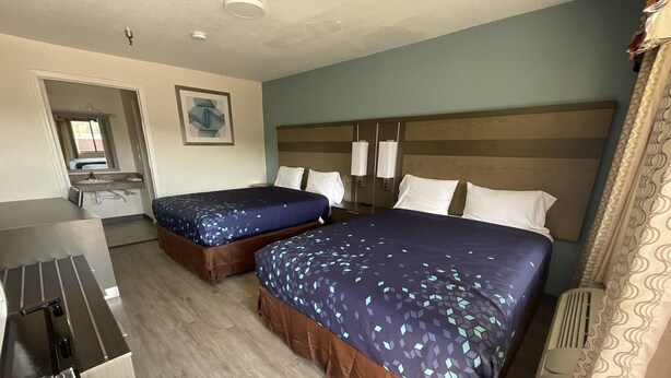 Unclassified image, 1 of 18, button - Knights Inn Beaumont (Beaumont)