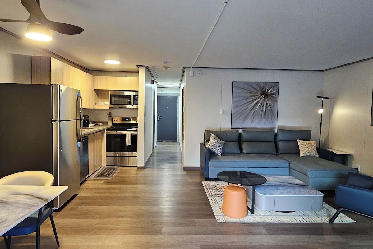 Family Suite, Non Smoking, River View | 1 bedroom, premium bedding, pillowtop beds, individually decorated