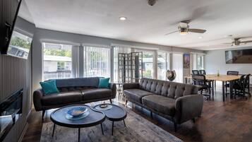 Flat-screen TV, Netflix, Hulu, streaming services