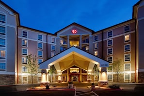 Exterior - Drury Inn & Suites Albuquerque North (Albuquerque)