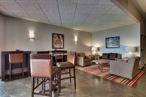 Lobby - Drury Inn & Suites Albuquerque North (Albuquerque)