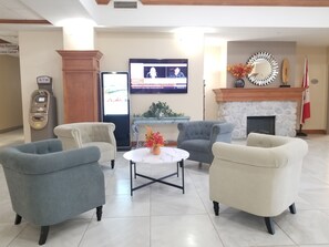 Lobby lounge