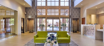 Holiday Inn Express & Suites Elk Grove Central - Hwy 99 by IHG