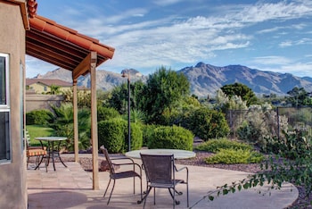 Hotel Exterior at La Posada Lodge & Casitas, Ascend Hotel Collection