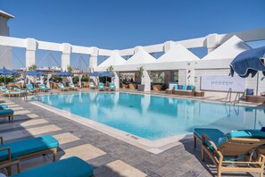 Indoor pool, seasonal outdoor pool, sun loungers