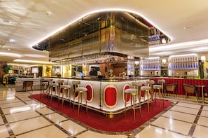 Bar (in der Unterkunft)