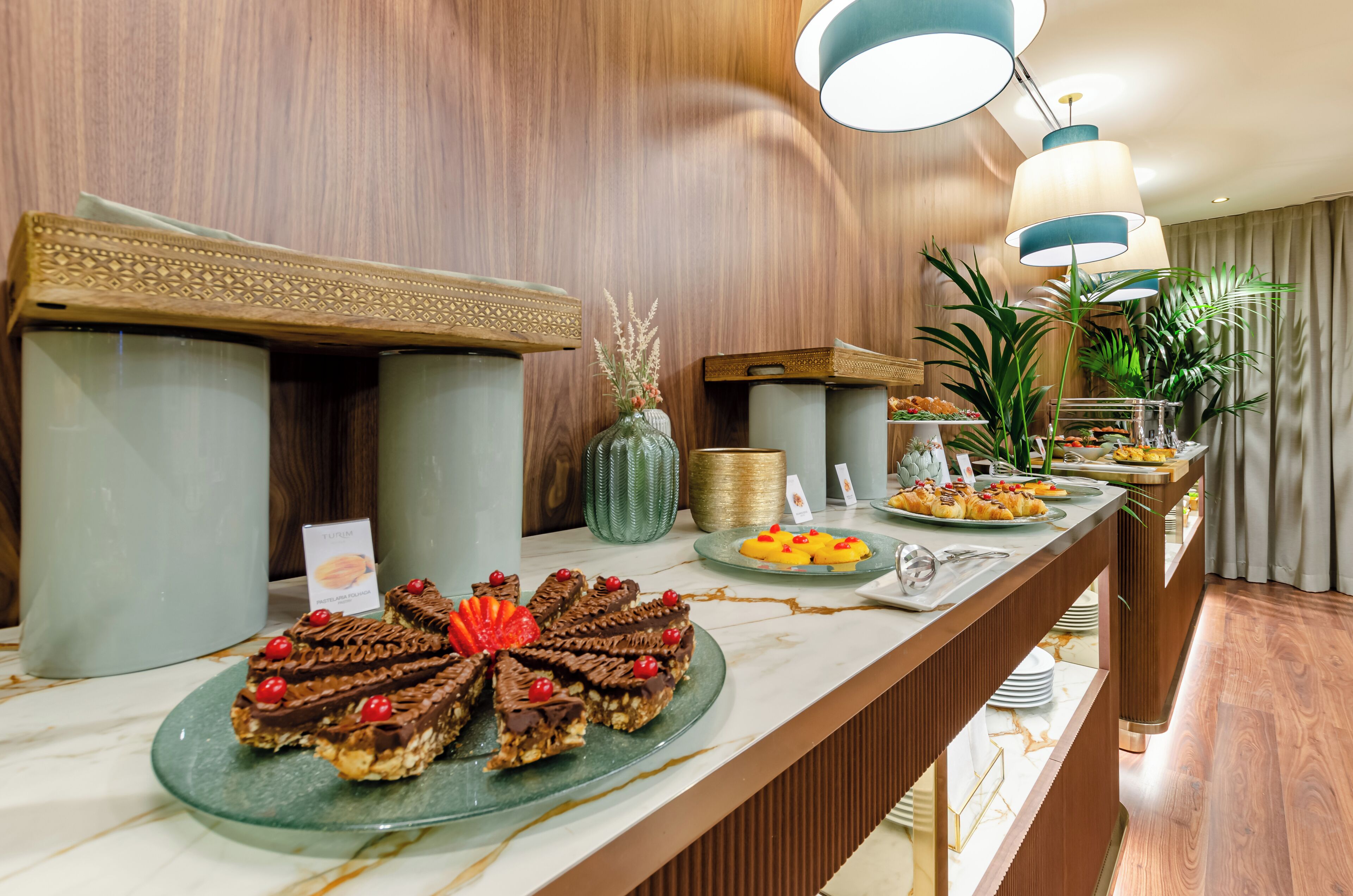 daily buffet breakfast (eur 15 per person)
