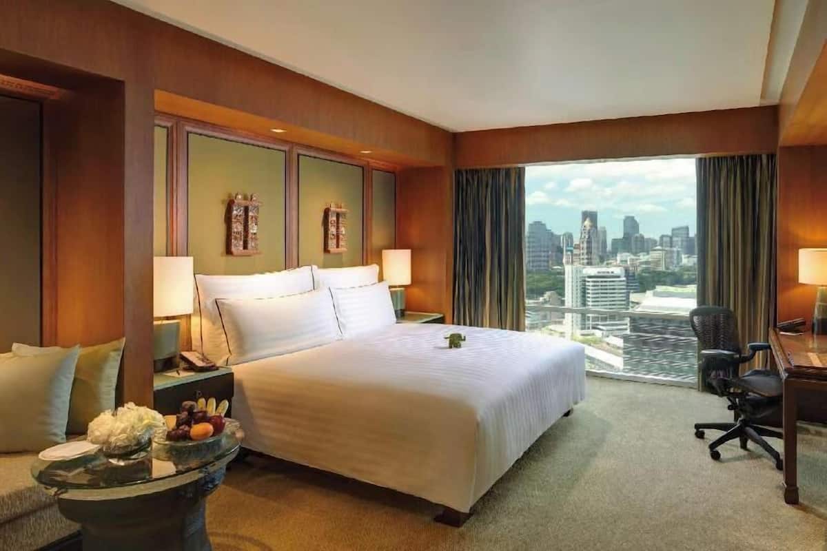 Select-Comfort-Betten, Minibar, Zimmersafe, Schreibtisch