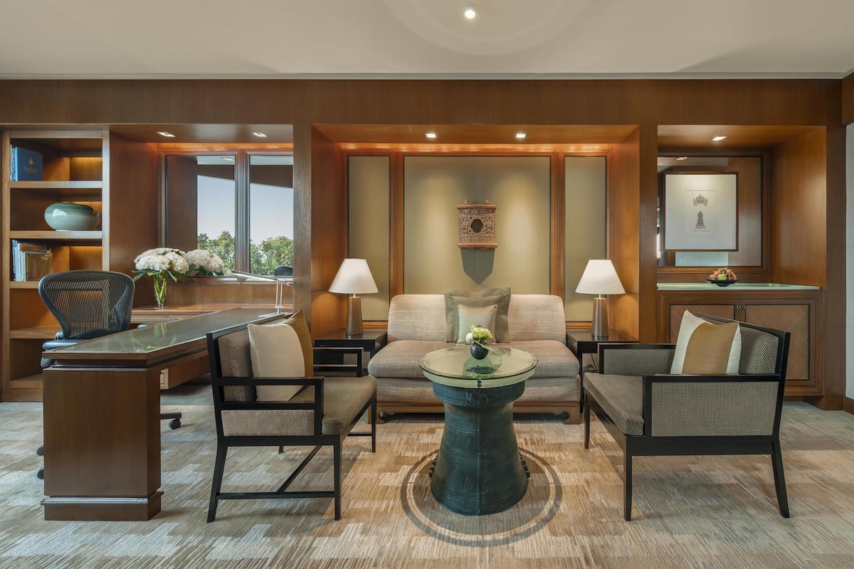 Suite, 1 King Bed, Terrace (Club lounge access) | Living area | 42-inch LED TV with satellite channels, TV, iPod dock