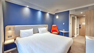 Standard Room | In-room safe, desk, WiFi (free), bed sheets