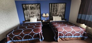 Non Smoking 2 Queen Beds - Pet Friendly