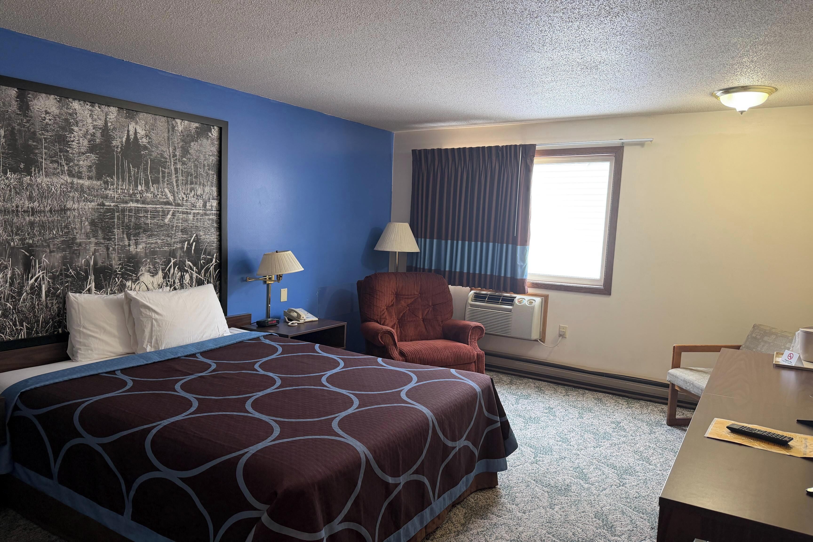 Värdeförvaringsskåp på rummet, skrivbord, ljudisolering och gratis wi-fi