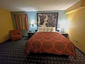 Premium bedding, desk, rollaway beds, free WiFi - Super 8 by Wyndham Henderson North East Denver (Henderson)