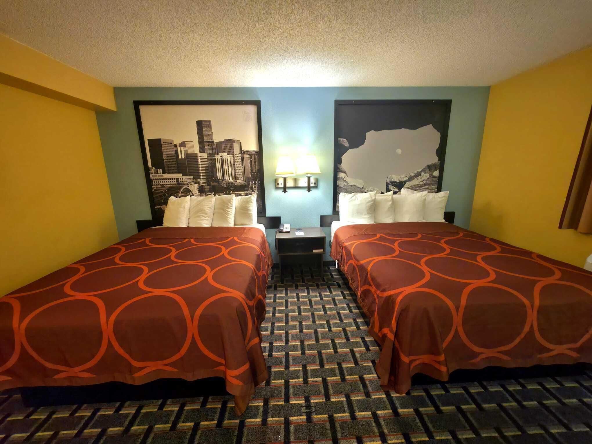Luxe beddengoed, een bureau, extra bedden (toeslag), gratis wifi
