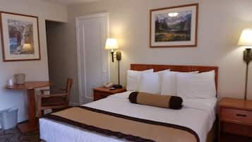 Standard Room, 1 Queen Bed | Iron/ironing board, free WiFi