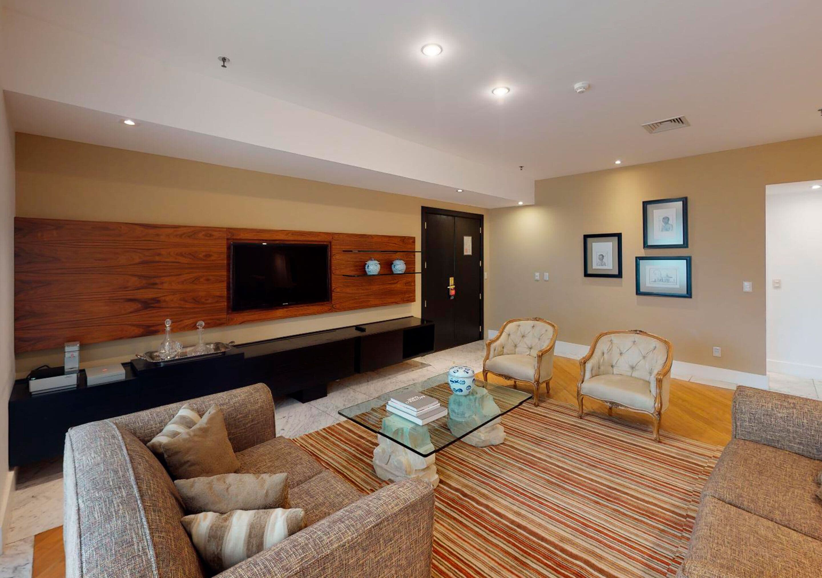 presidential suite | living room | 29-inch lcd tv with cable channels, tv