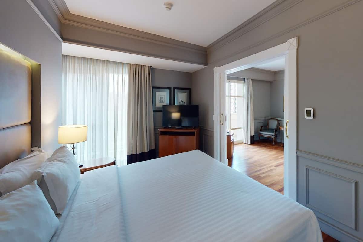 1 bedroom, minibar, in-room safe, desk