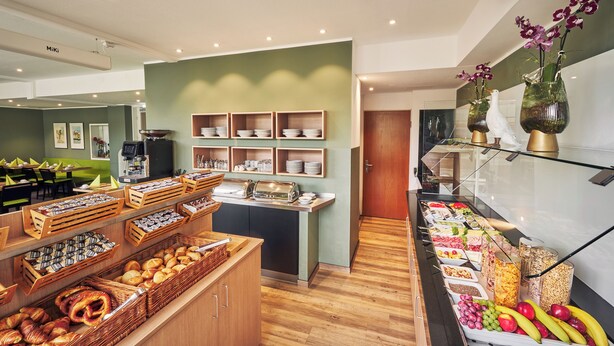 Daily buffet breakfast for a fee - AKZENT Hotel Aufkirchen (Oberding)