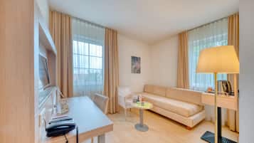 Chambre Familiale (3 beds, 2 rooms) | 4 chambres, literie de qualité supérieure, surmatelas