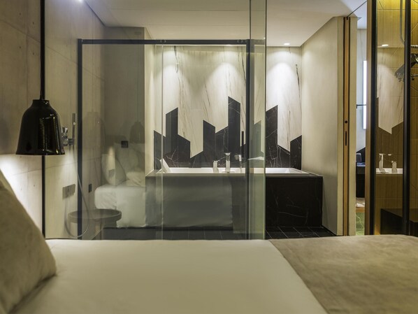 Suite Junior, 1 grand lit et 1 canapé-lit | Literie hypoallergénique, couette en duvet d'oie