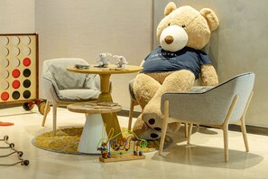Area giochi per bambini (al coperto)