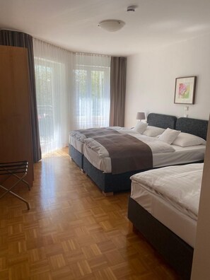 Triple Room, 1 Bedroom, Accessible, Balcony
