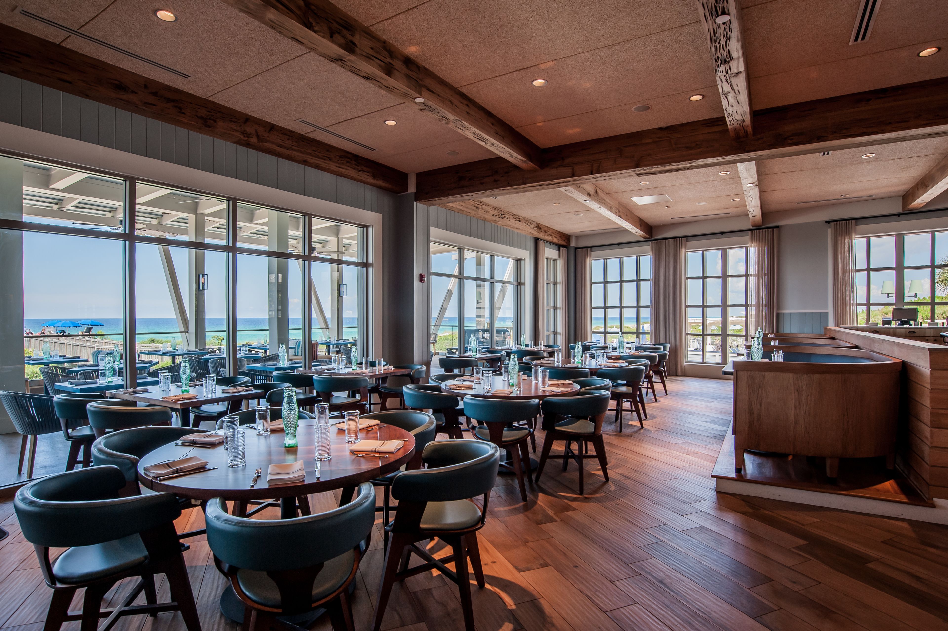 3 restaurants, breakfast, lunch, dinner served; southern cuisine