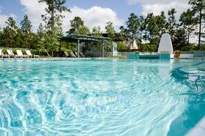 10 outdoor pools, cabanas (surcharge), pool umbrellas