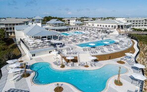 10 Außenpools, Cabañas (gegen Gebühr), Sonnenschirme
