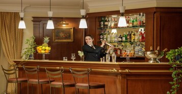 Bar (in der Unterkunft)