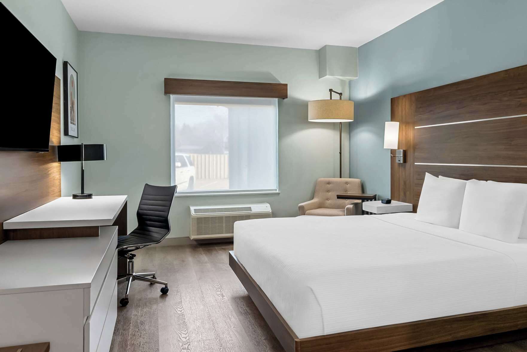 Surmatelas, coffres-forts dans les chambres, bureau