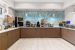 Desayuno continental incluido todos los días