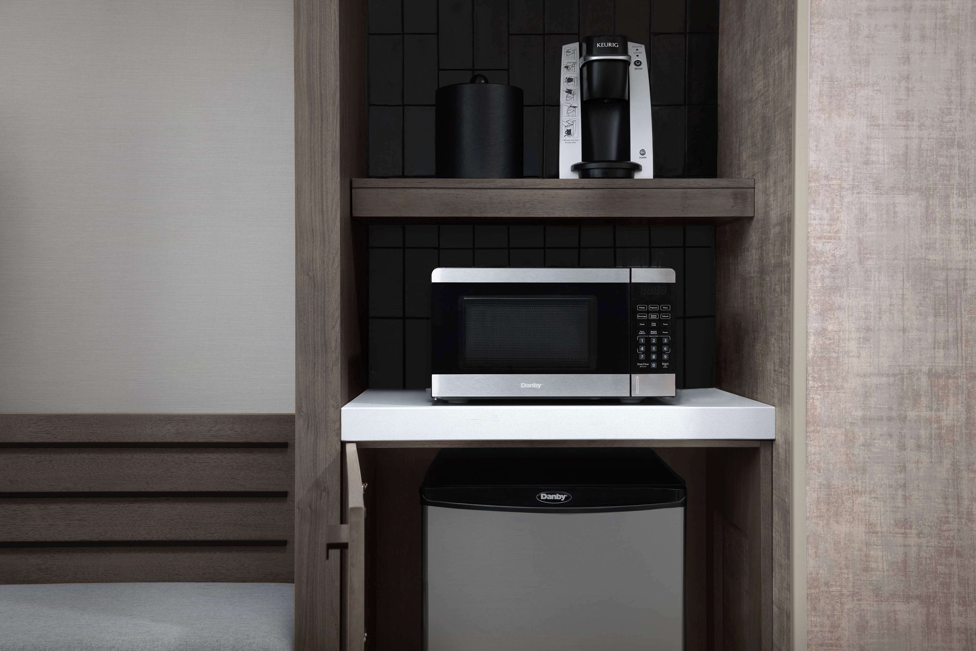 room, 1 king bed | desk, laptop workspace, blackout curtains, iron/ironing board