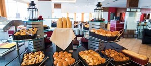 Tägliches inbegriffenes Frühstücksbuffet