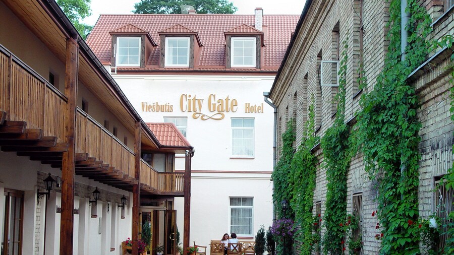 City Gate Hotel