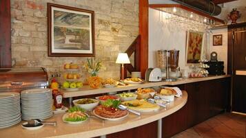 Daily buffet breakfast (EUR 10 per person)